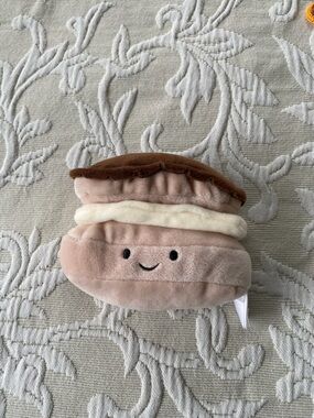 Retired Jellycat Eclair with dust bag